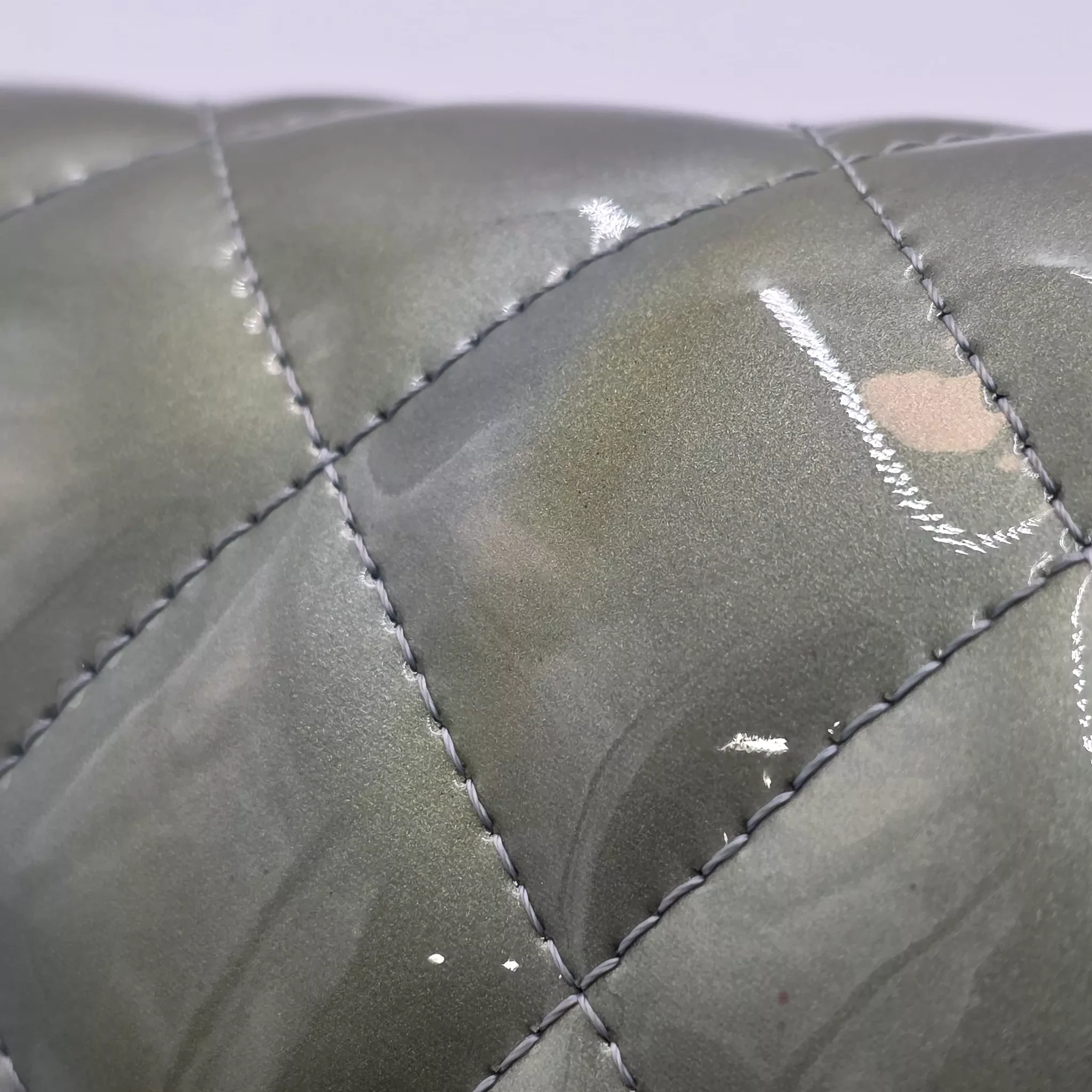 Chanel Blue Patent Jumbo Flap - Detail 2