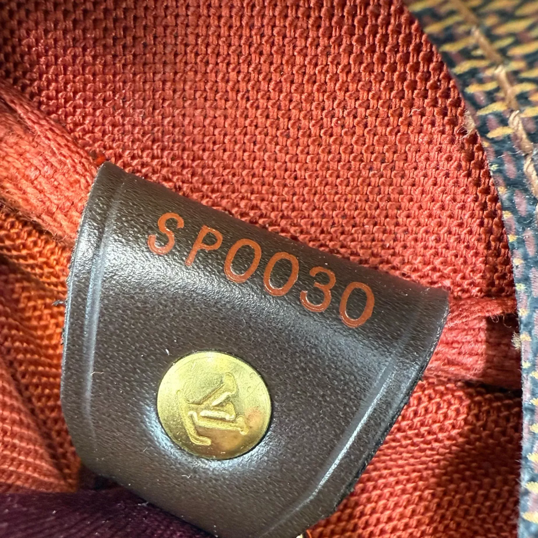 Louis Vuitton Damier Ebene Nolita Bag - Detail 2