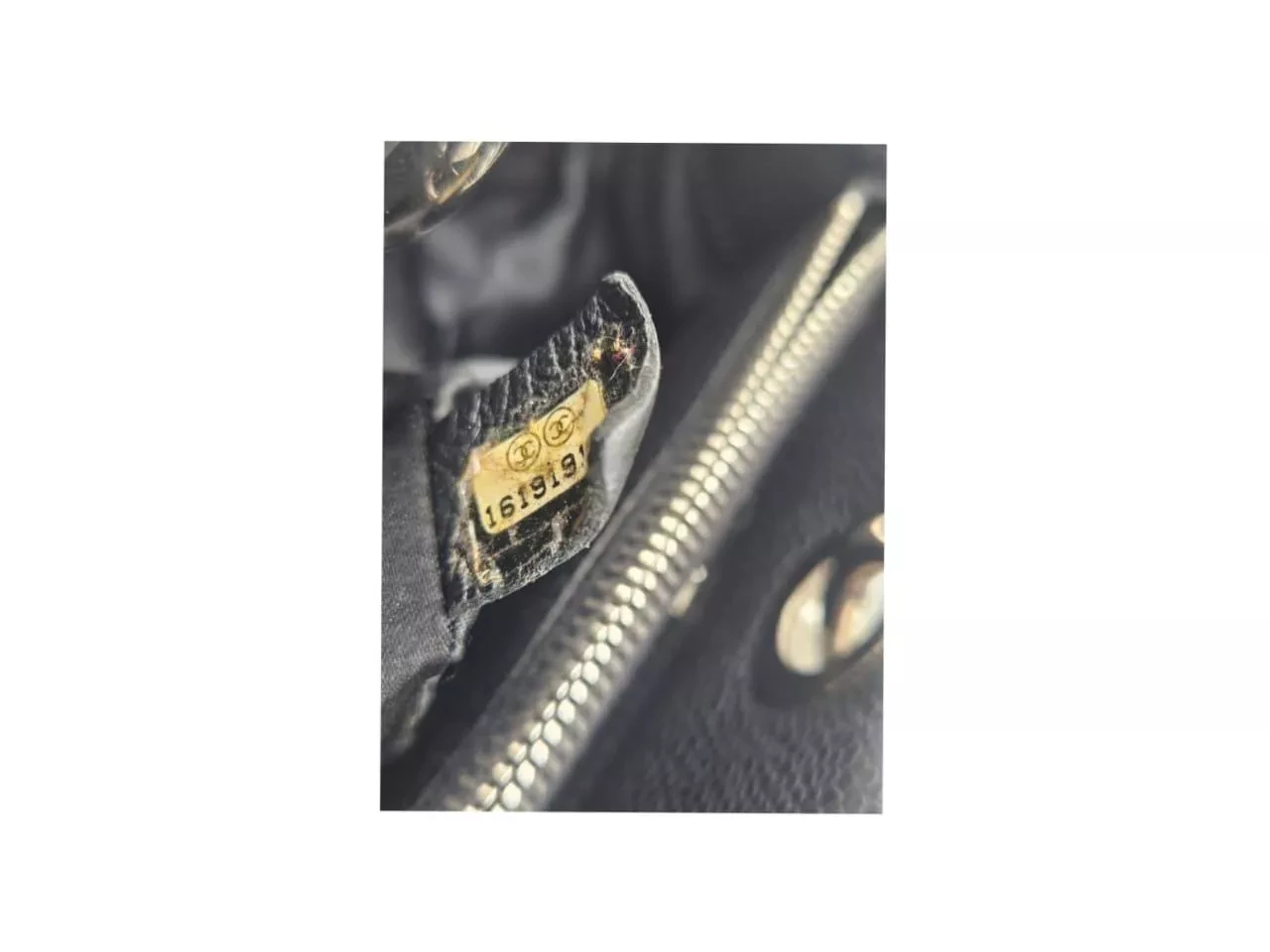 Chanel Black Caviar GST Bag - Image 6