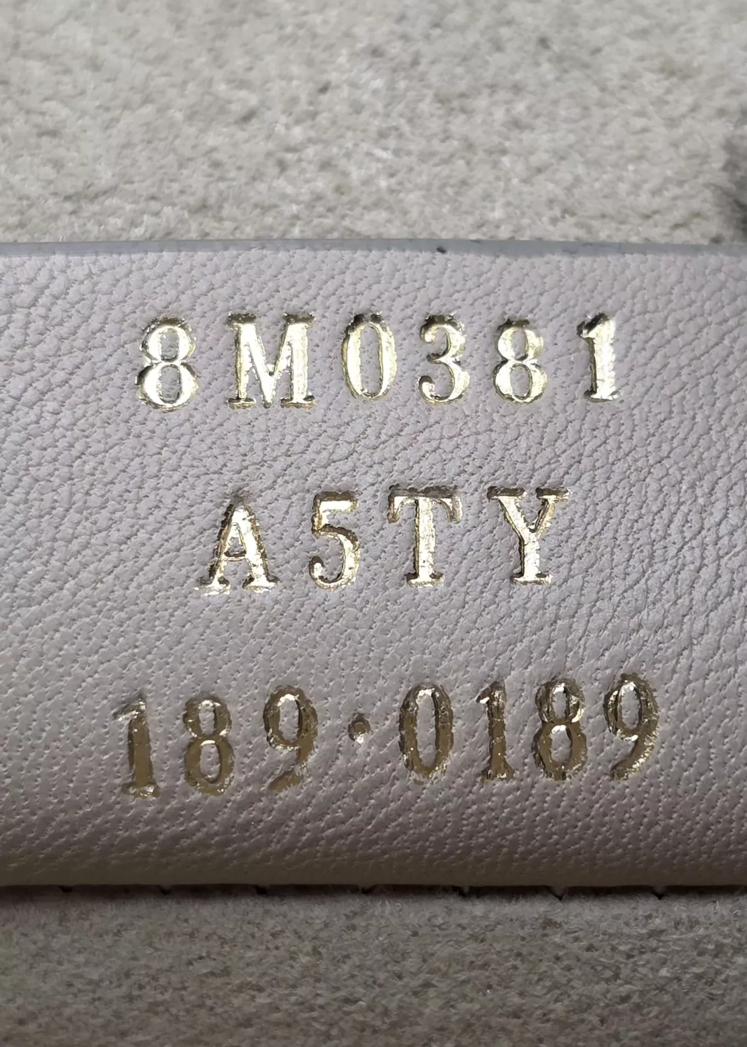 Fendi Bi-Color Small Kan Bag - Detail 1