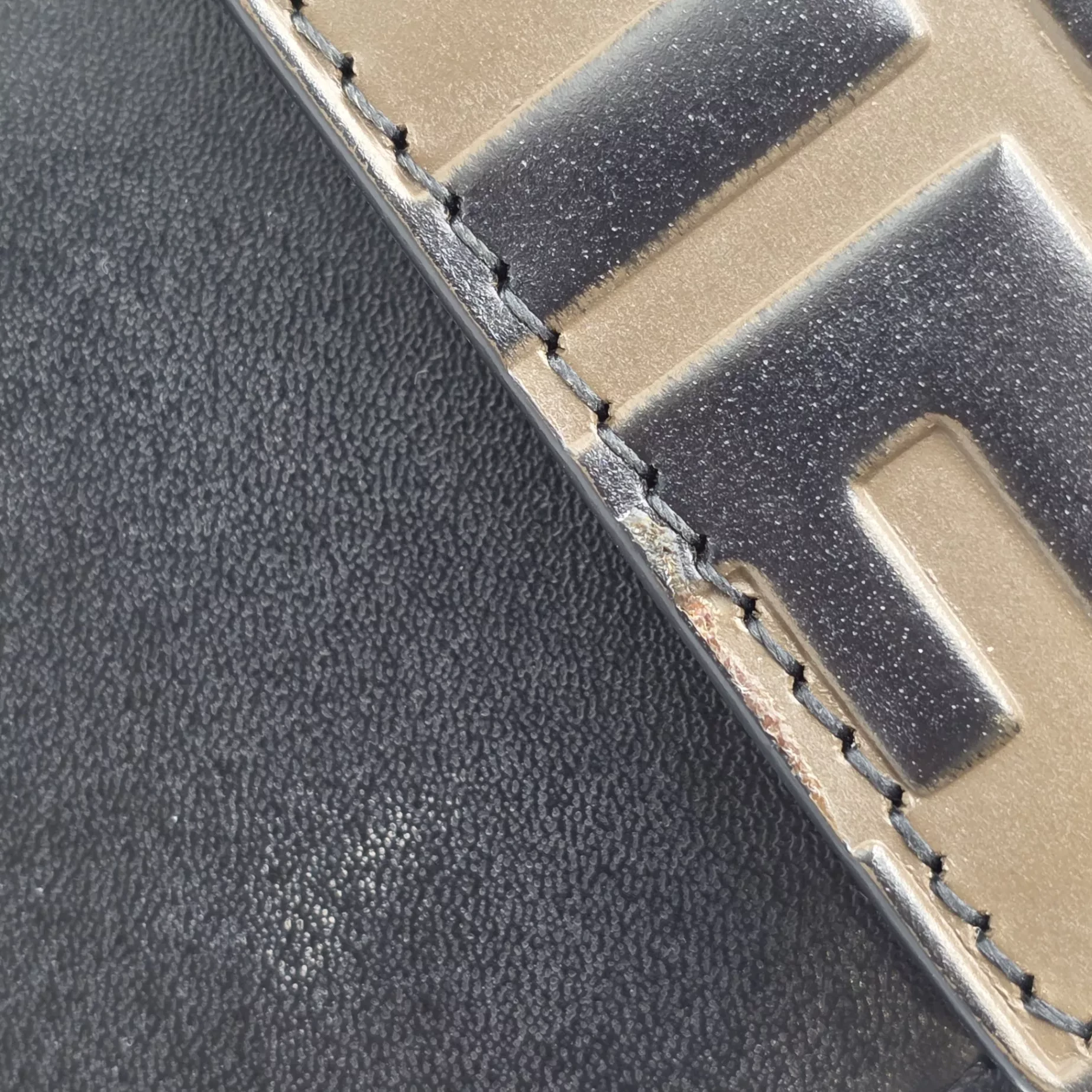 Fendi Bi-Color Small Kan Bag - Image 11