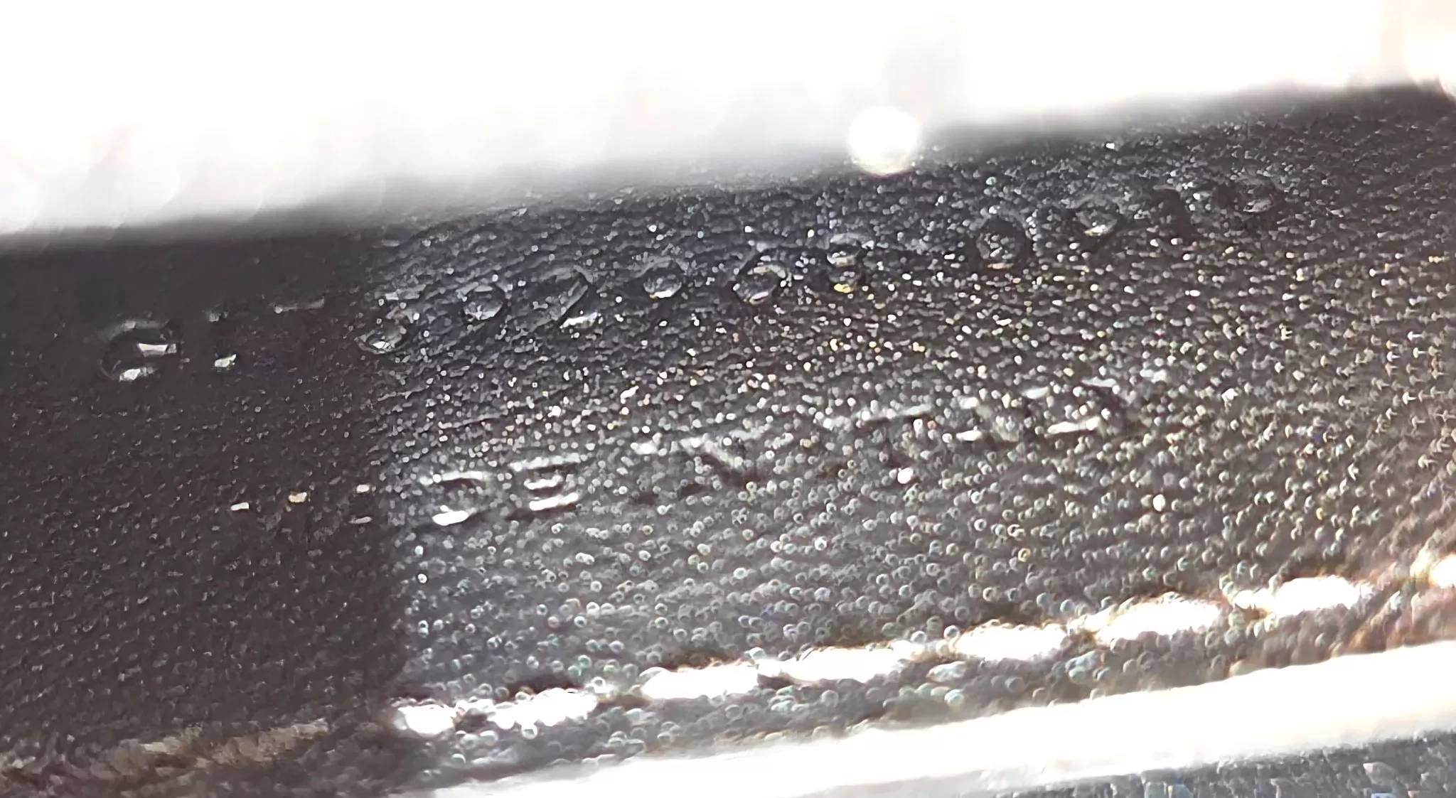 Saint Laurent Plexiglass Mini PVC - Side view