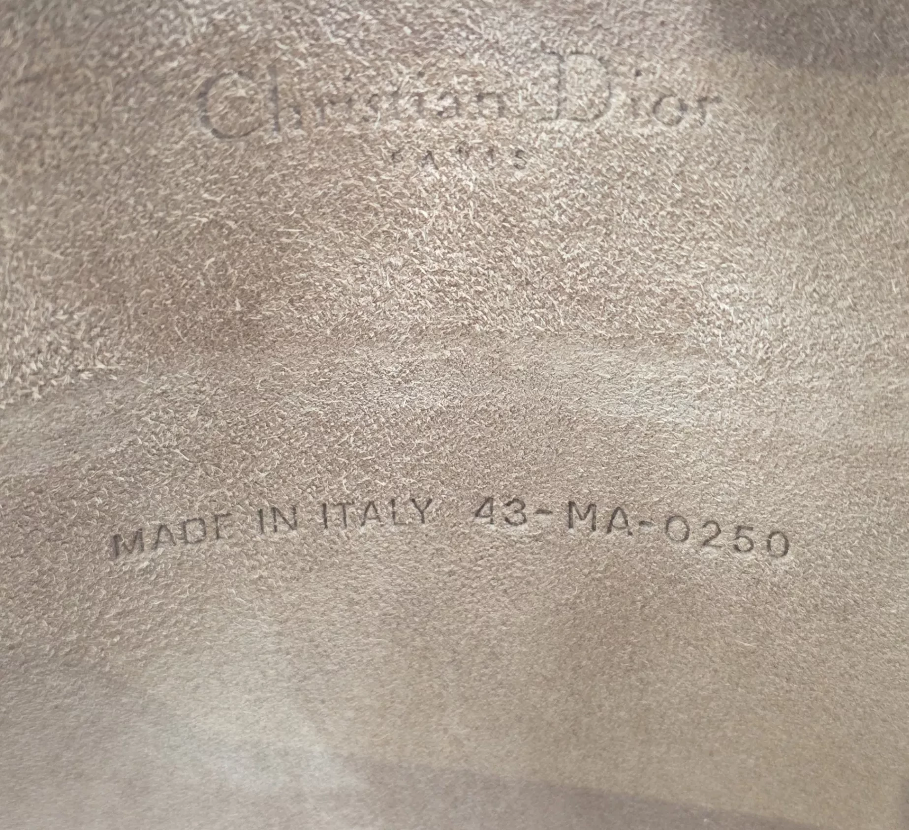 Christian Dior Ultra Matte Dior Clutch - Image 11