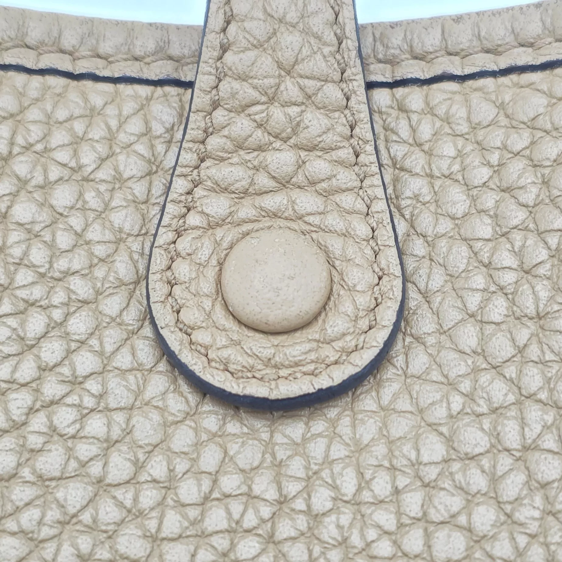 Hermès Evelyne Clemence Gold TPM - Image 12