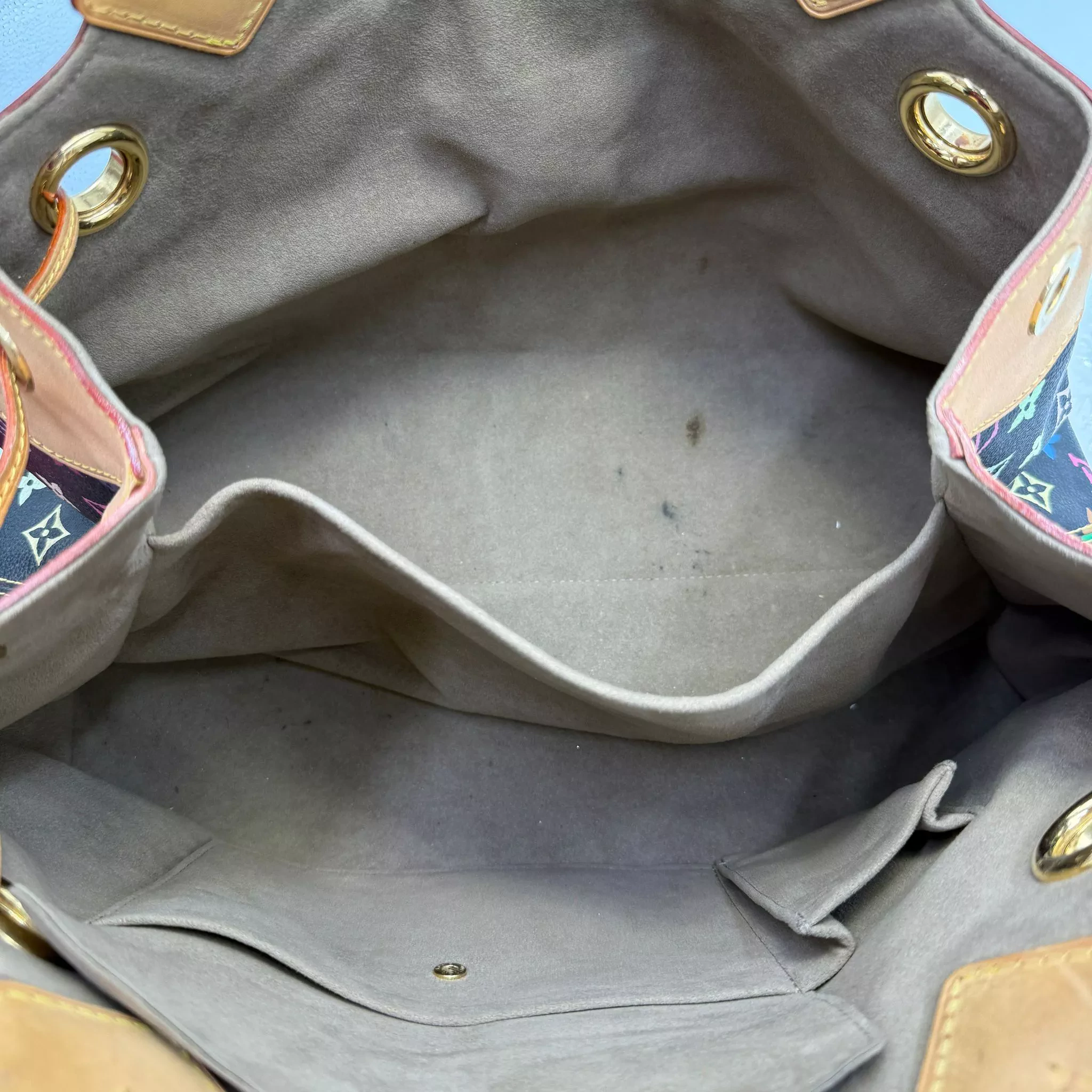 Louis Vuitton Monogram Multicolore Ursula - Detail 2