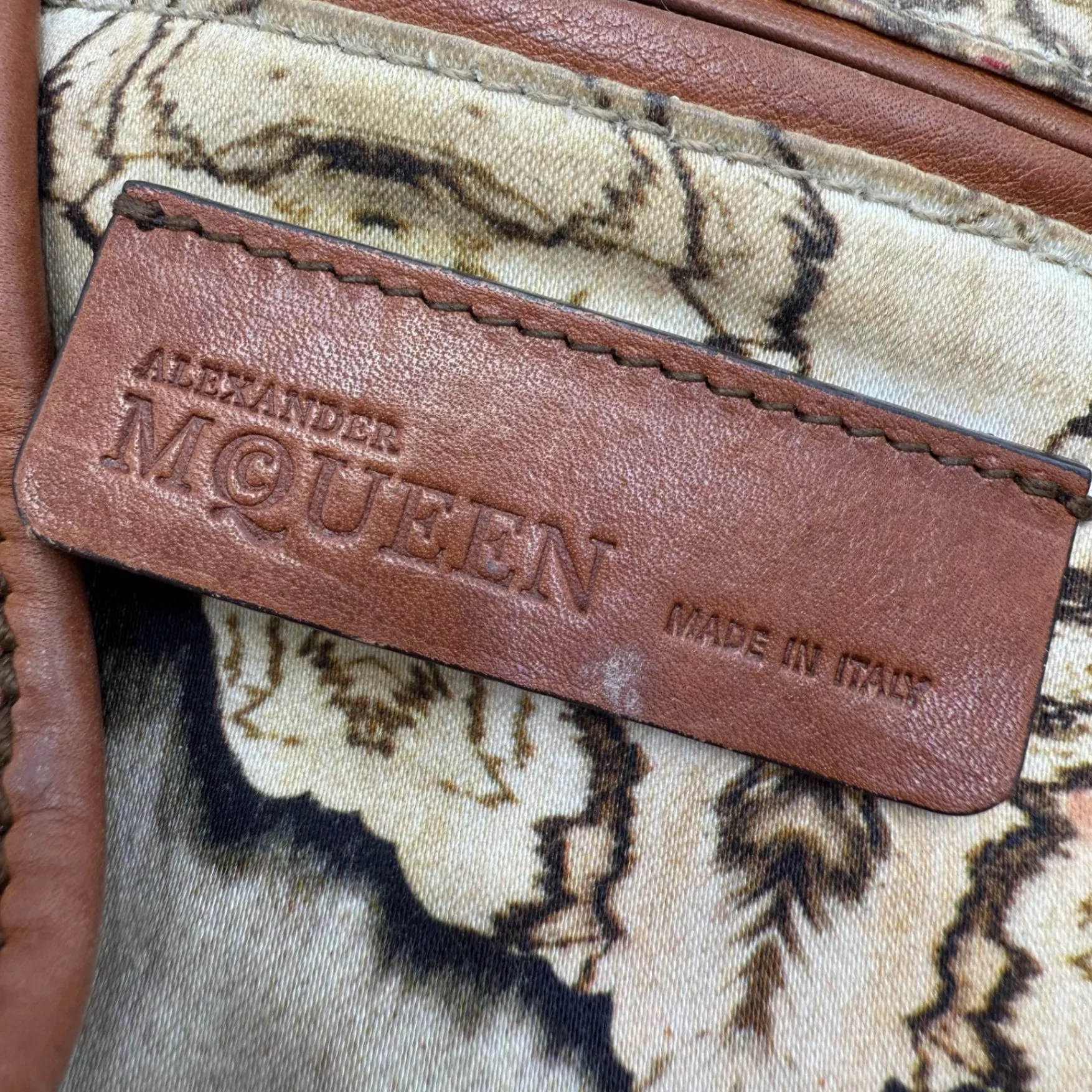 Alexander Mcqueen Studded Fringe Leather Tote - Image 10