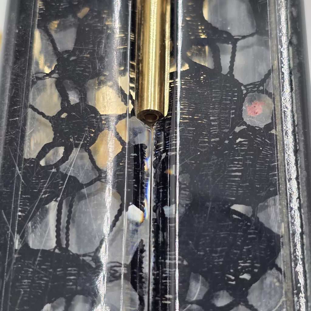 Dolce & Gabbana Black Lace Dolce Clutch - Detail 2