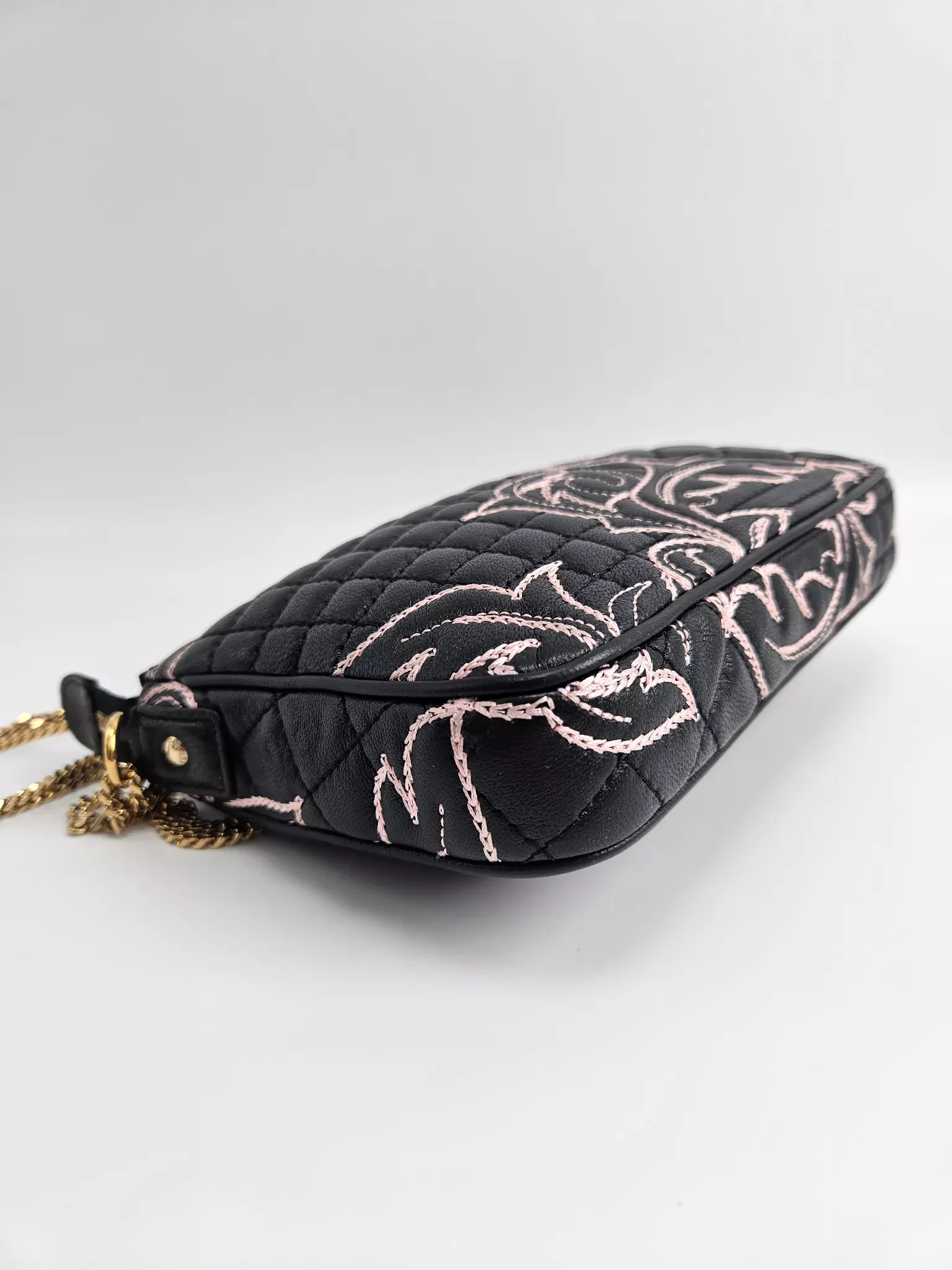 Versace Quilted Leather Chain Bag - Detail 1