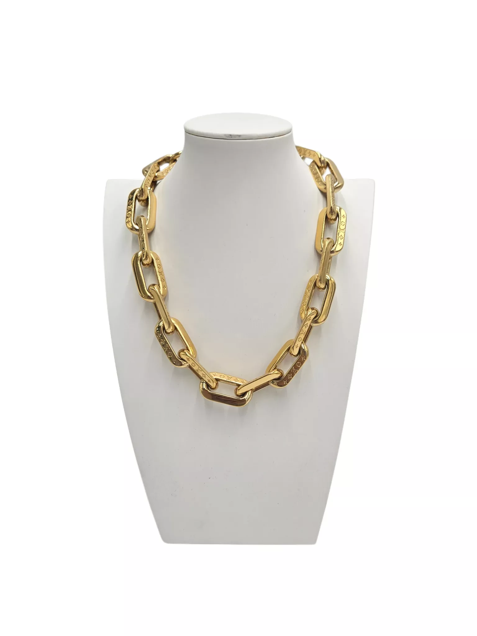 Louis Vuitton Collier Edge Necklace