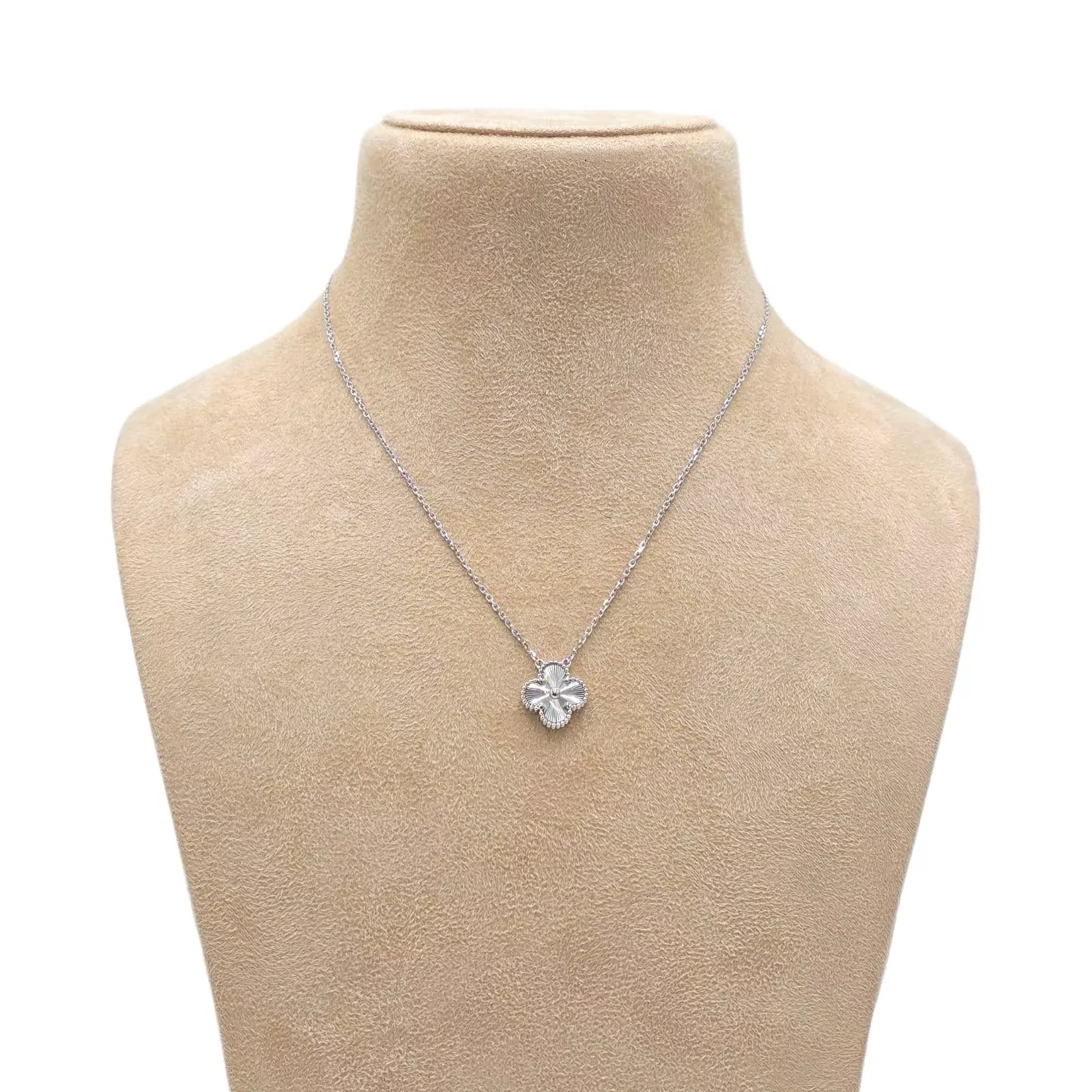 Van Cleef & Arpels Vintage Alhambra Pendant