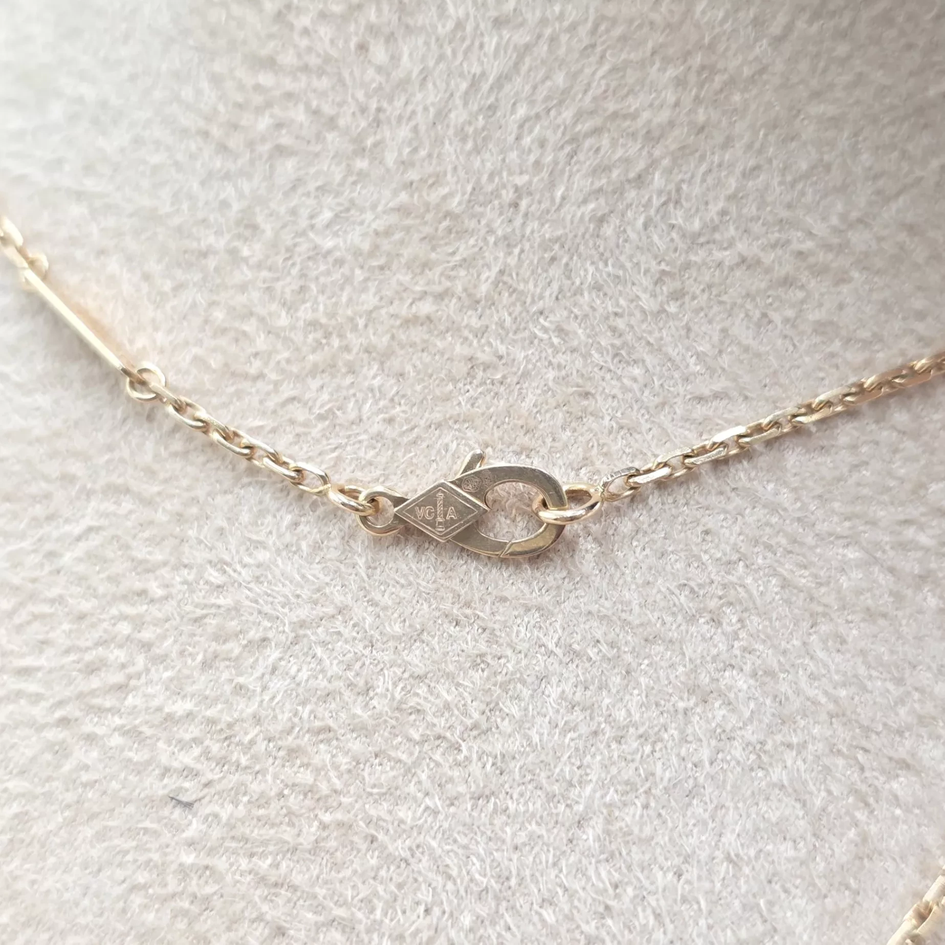 Van Cleef & Arpels Magic Alhambra Necklace - Back view