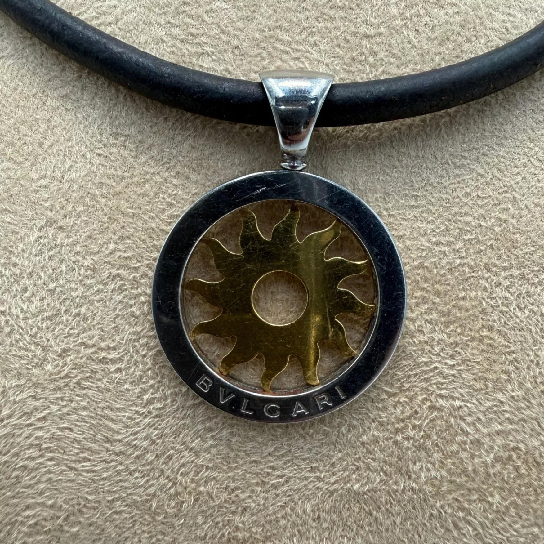 Bvlgari Two Tone Tondo Pendant - Image 6