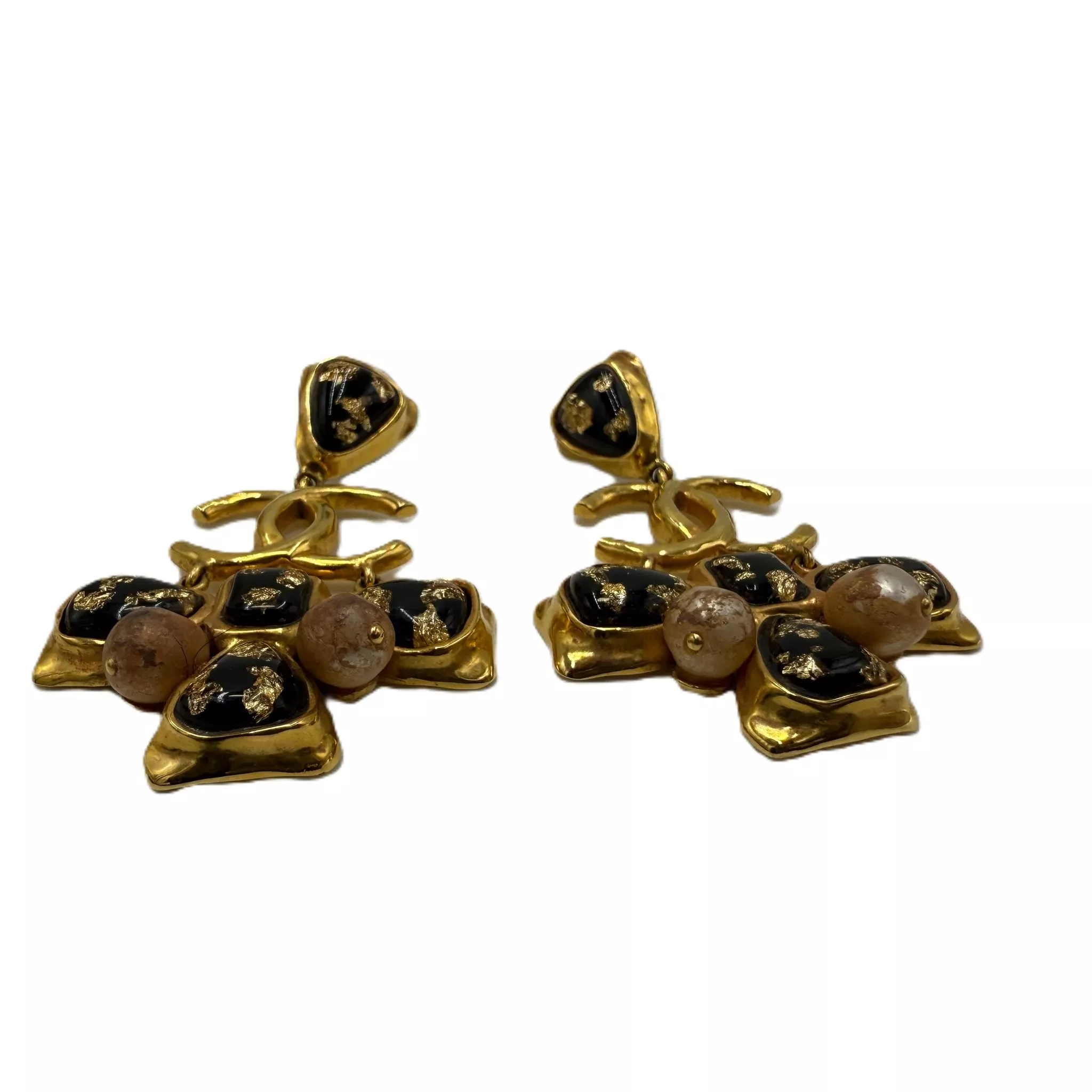 Chanel CC Gripox Pearl Drop Earrings - Detail 2