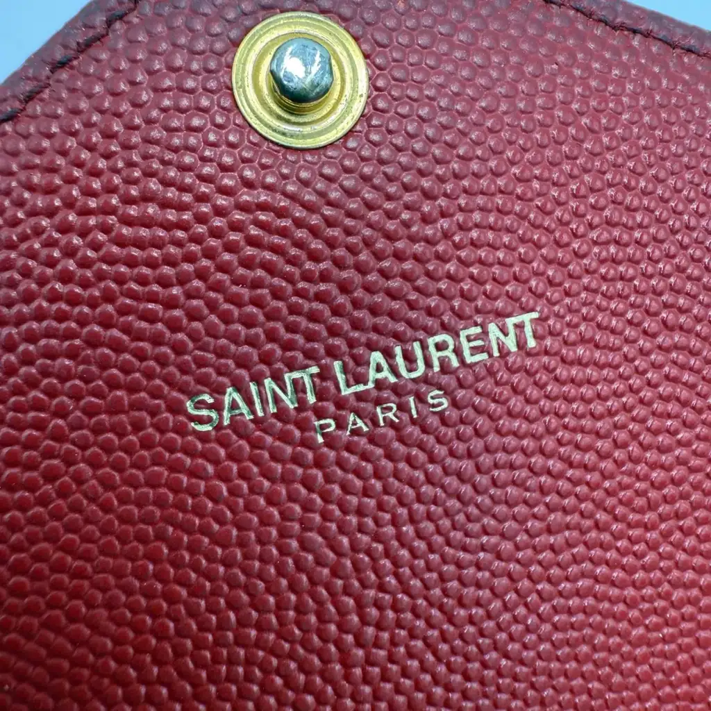 Saint Laurent Red Matelasse Envelope Wallet - Detail 1