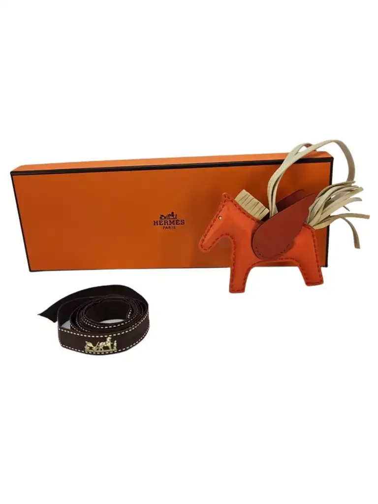 Hermès Orange Poppy Horse Charm - Detail 2