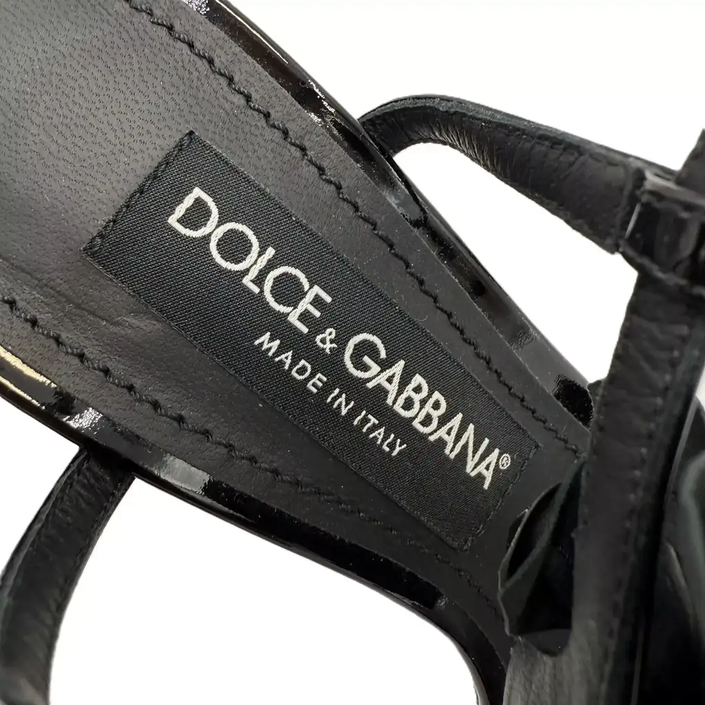 Dolce & Gabbana Patent Sandals Embroidery - Side view