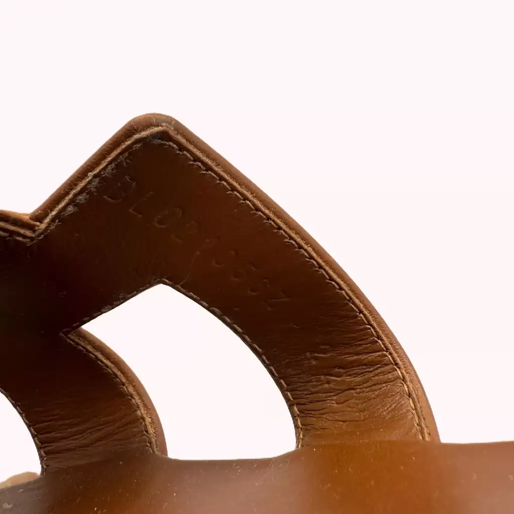 Hermès Femme Oran V Sandals - Image 6