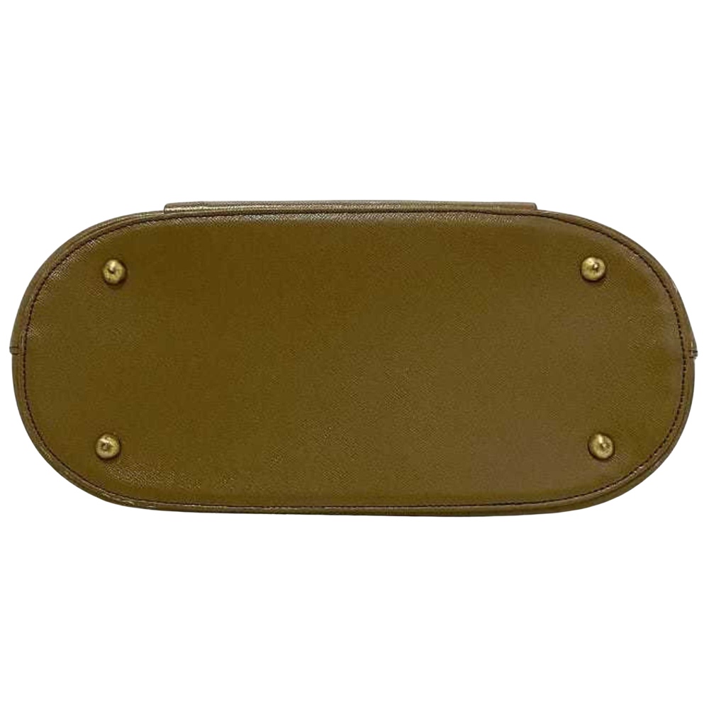 Burberry  - Back view