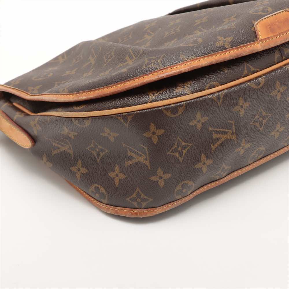 Louis Vuitton Menilmontant - Image 11