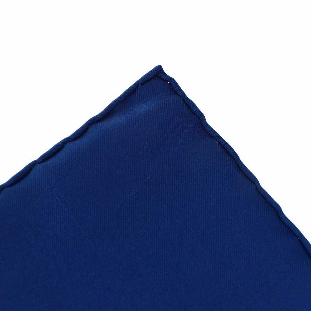 Hermès Carré 90 - Side view