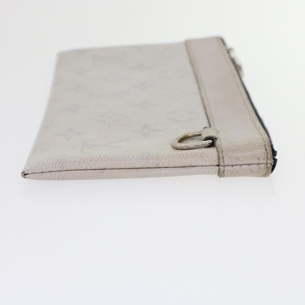 Louis Vuitton Discovery - Image 11