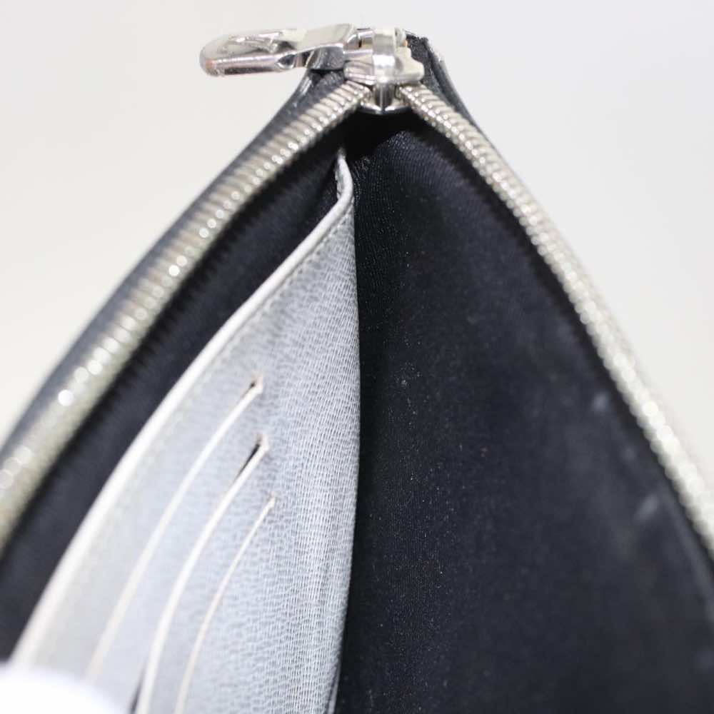 Louis Vuitton Discovery - Image 19