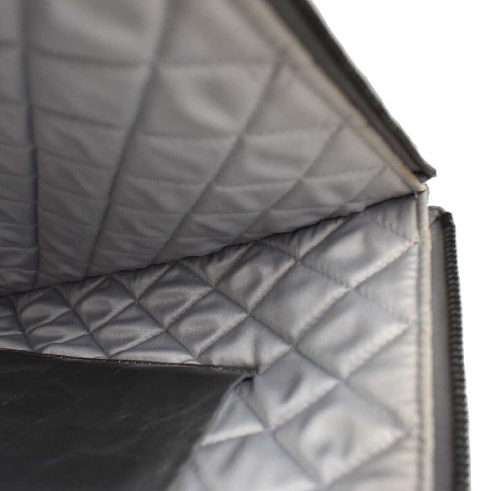 Chanel Quilted - Image 17
