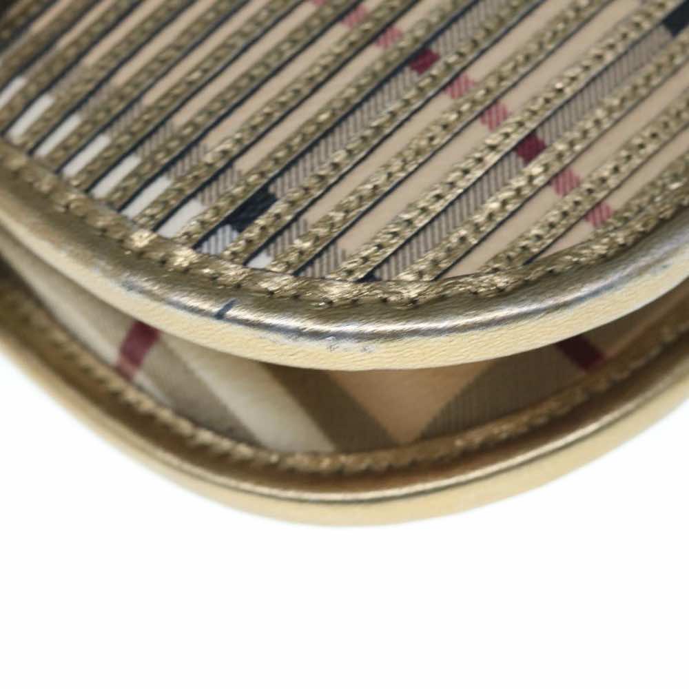 Burberry  - Image 18