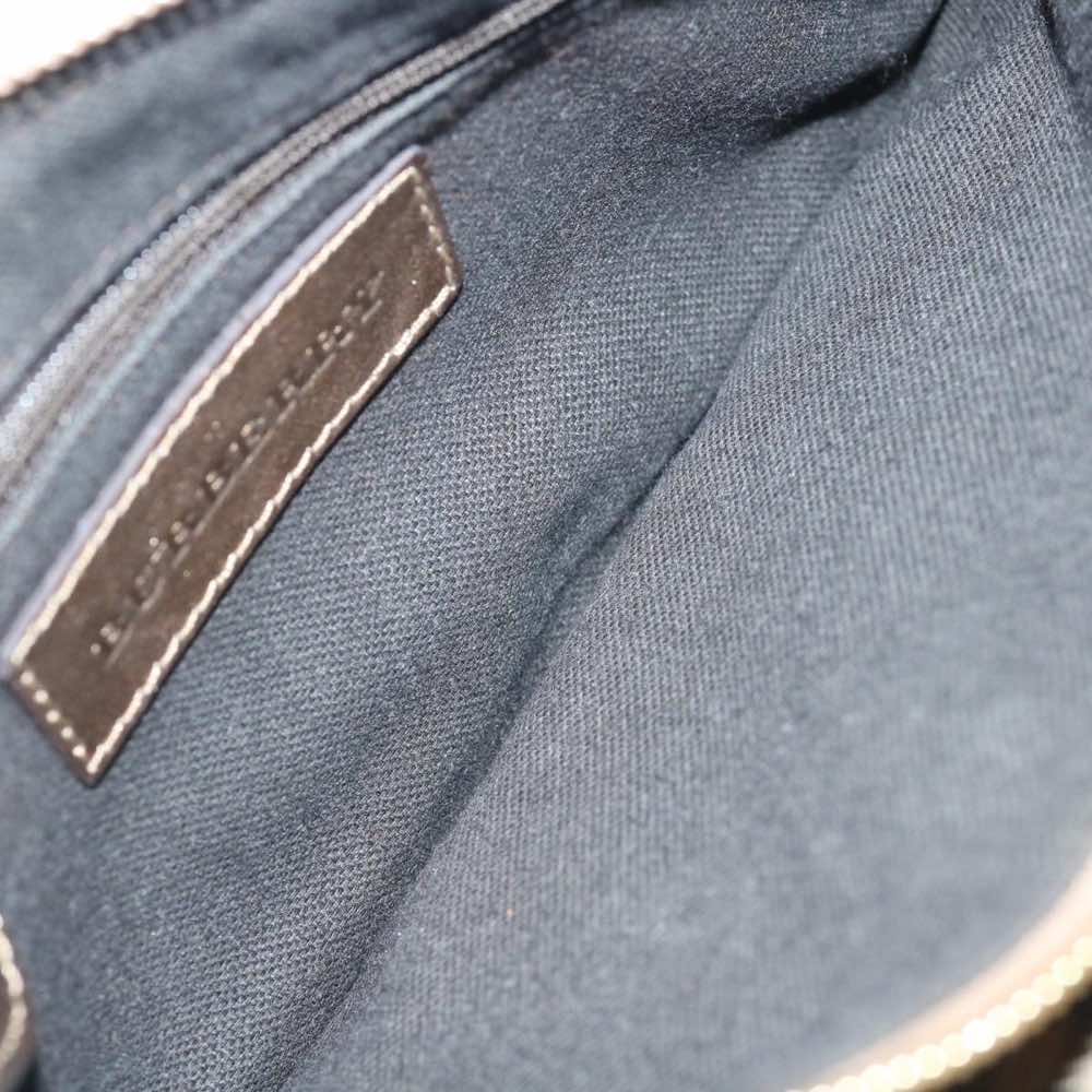 Burberry  - Image 22