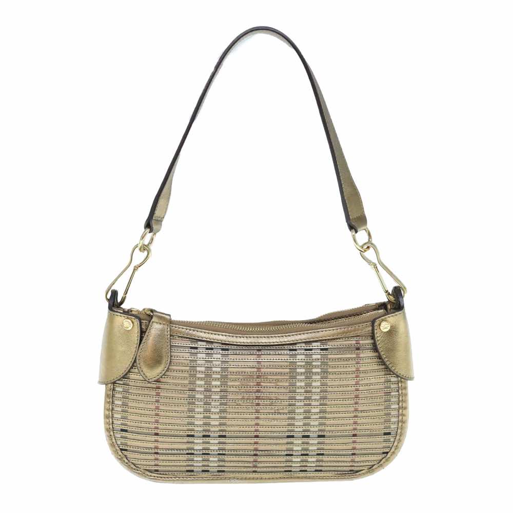 Burberry  - Image 23