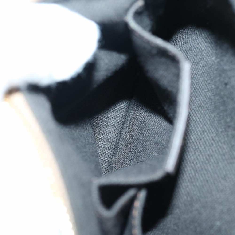 Burberry  - Image 26