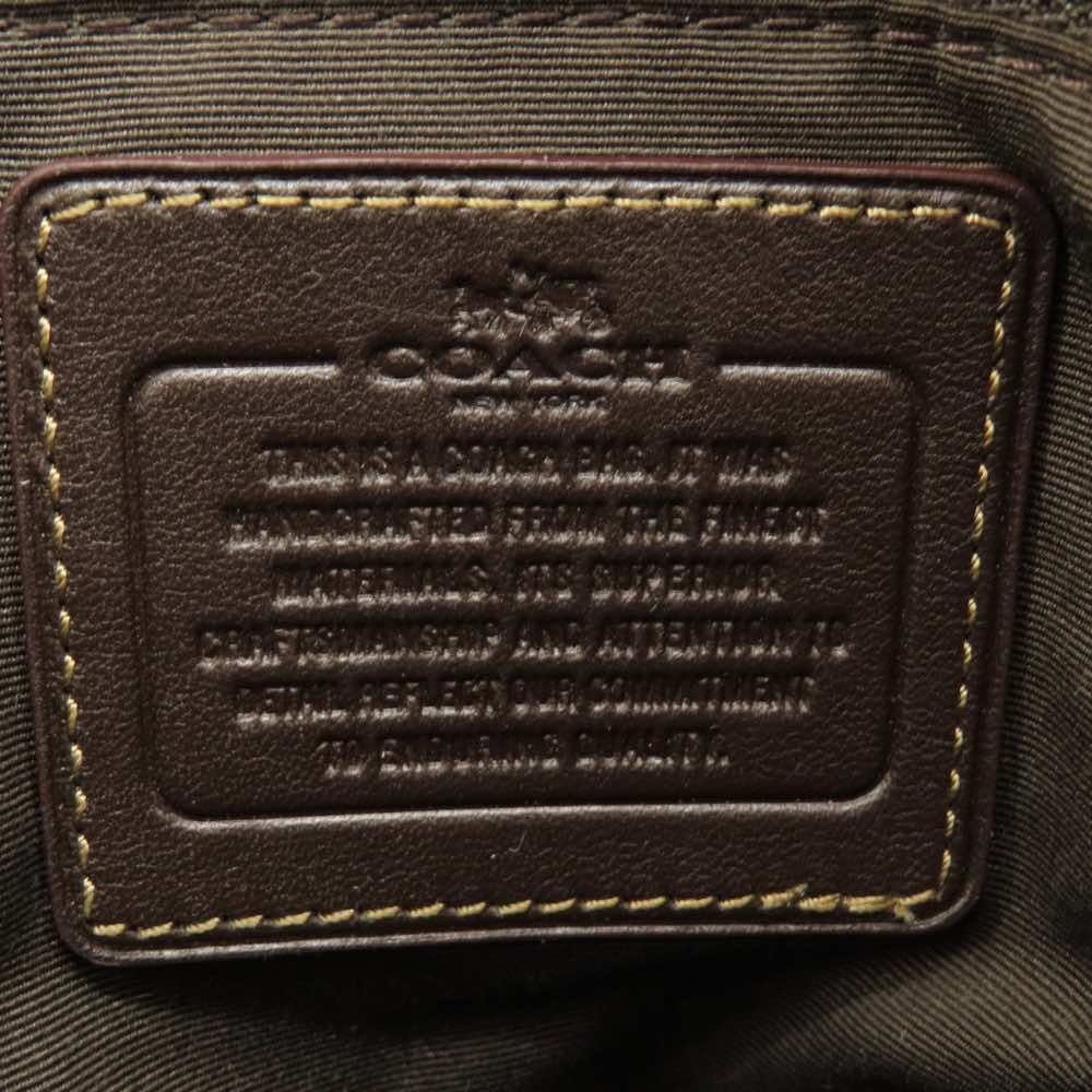 Coach Signature - Detail 1