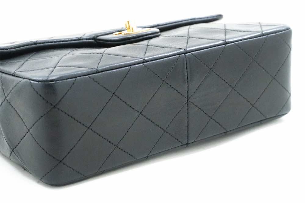 Chanel Timeless - Image 13