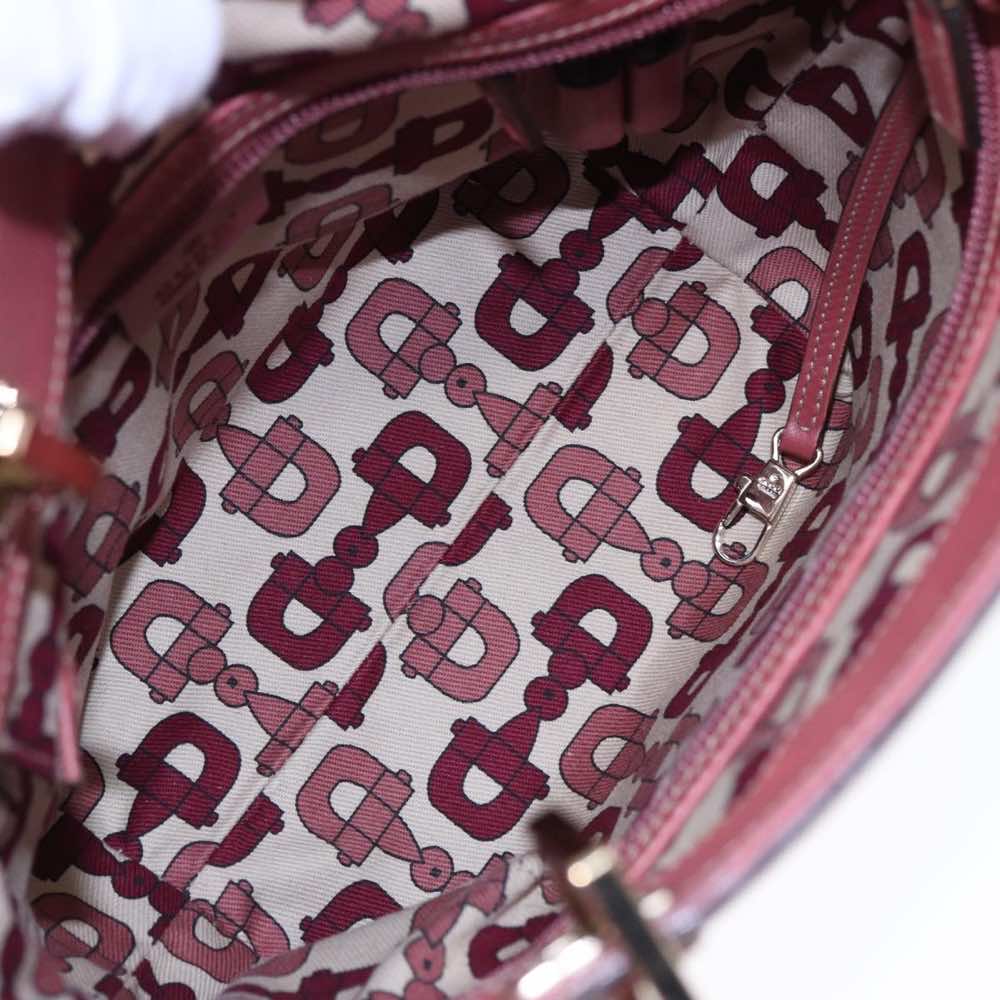 Gucci GG Signature - Side view