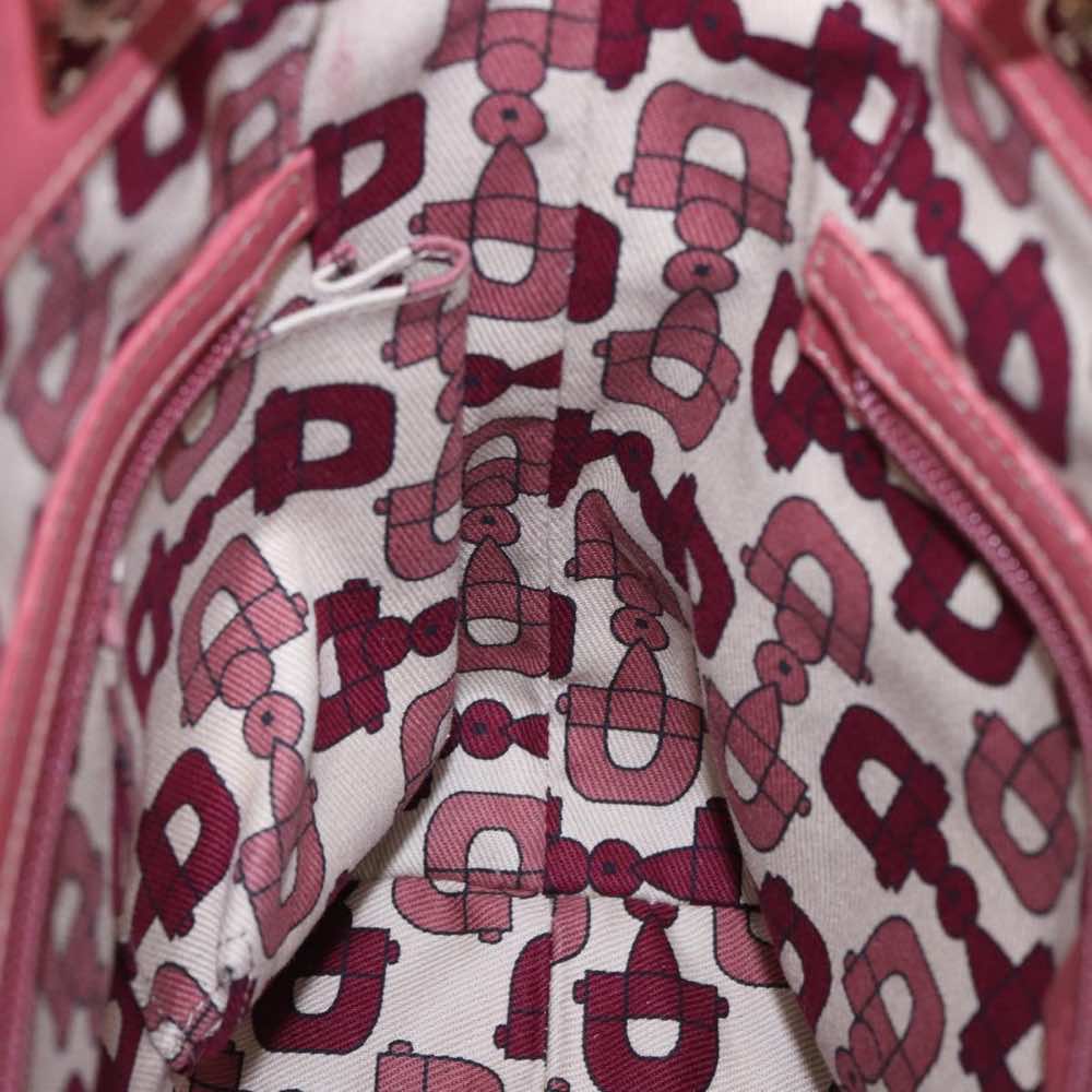 Gucci GG Signature - Image 24