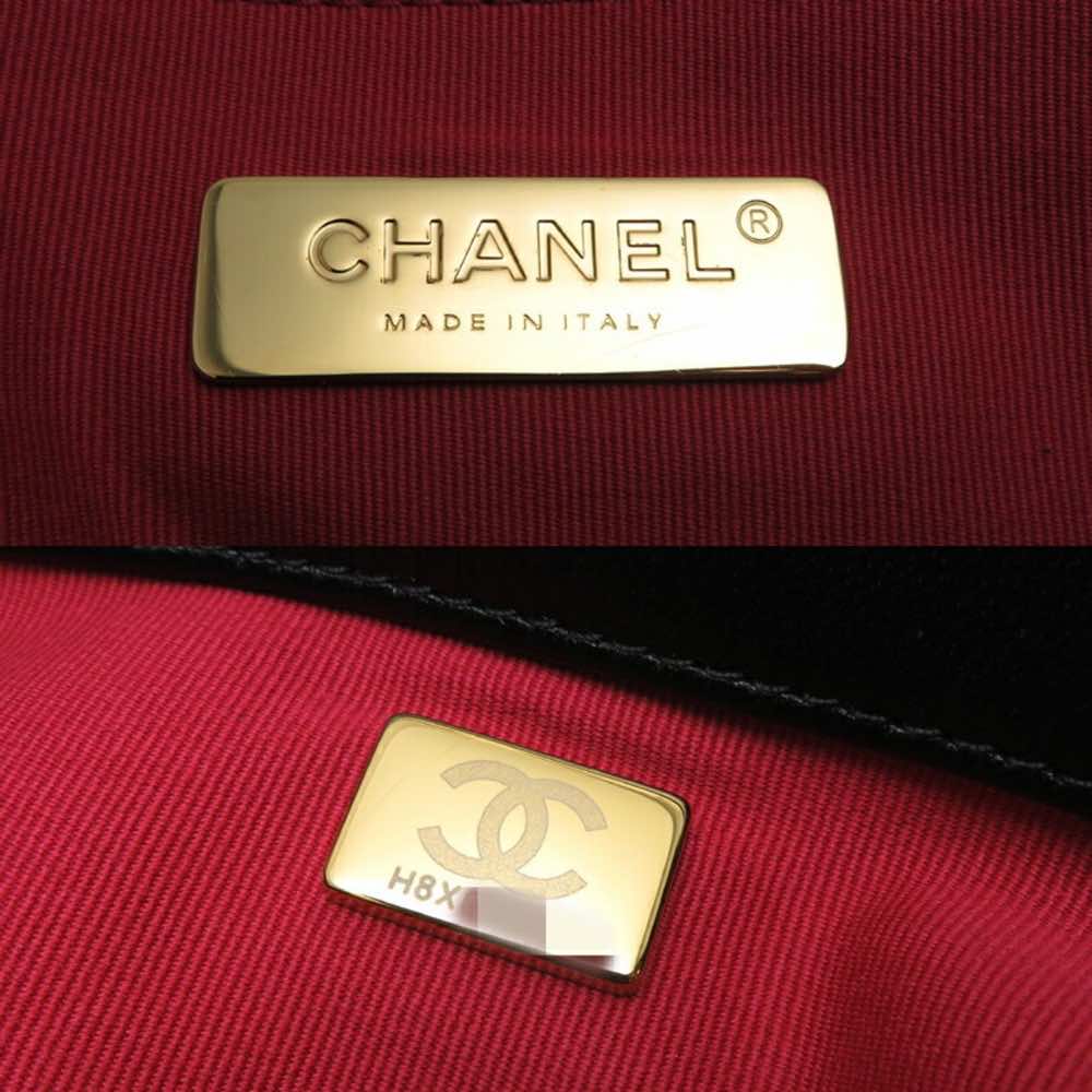 Chanel Chanel 19 - Detail 1