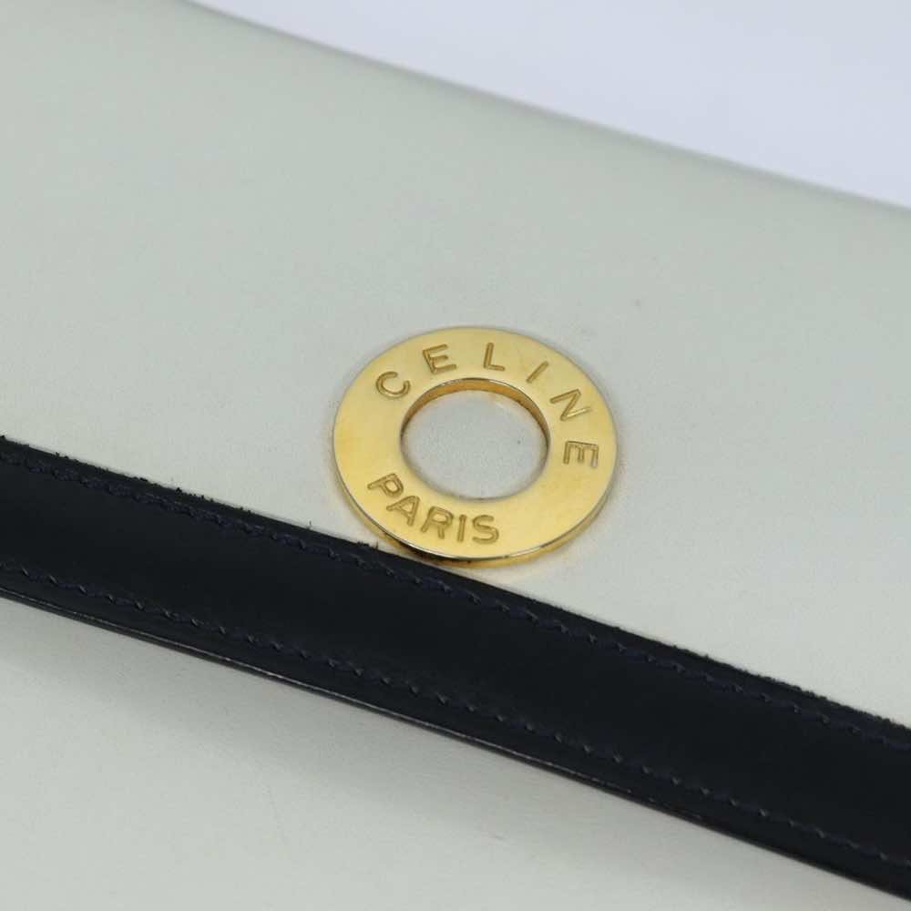 Céline  - Image 18