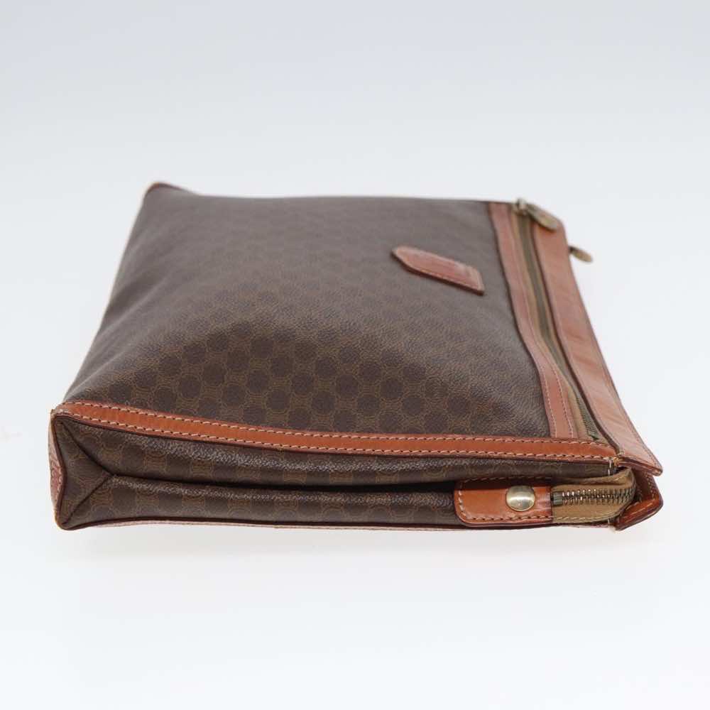 Céline Macadam - Image 11