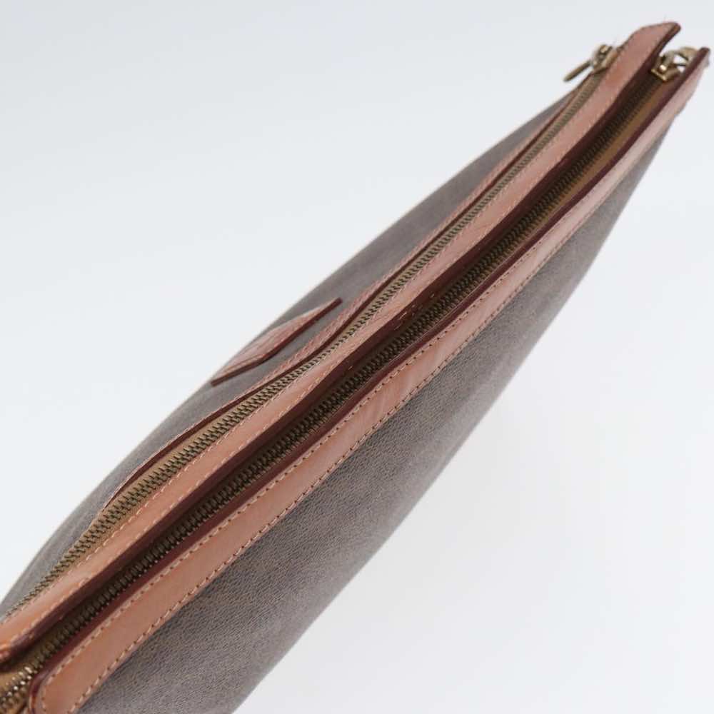 Céline Macadam - Image 12