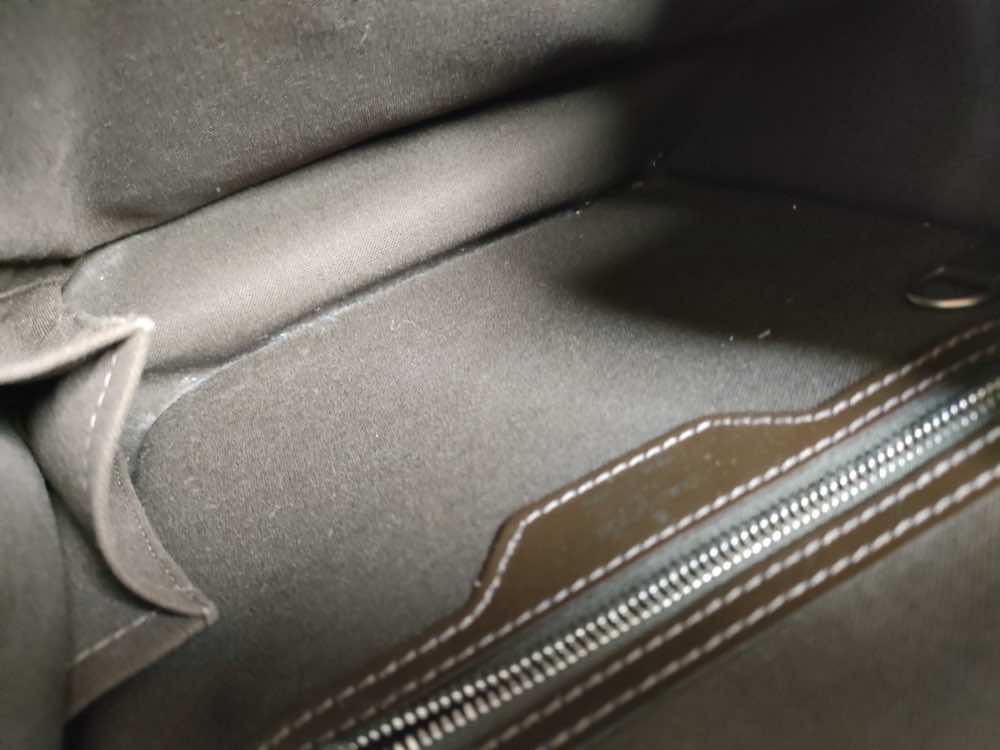 Louis Vuitton Yaranga - Side view