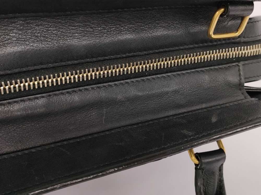 Saint Laurent East Side - Image 12