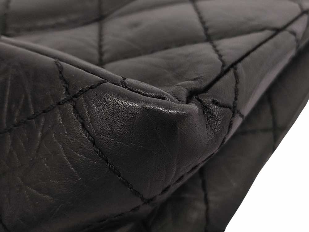 Chanel Cross-body Bag - Image 6