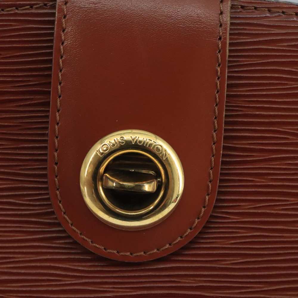 Louis Vuitton Cluny - Image 15