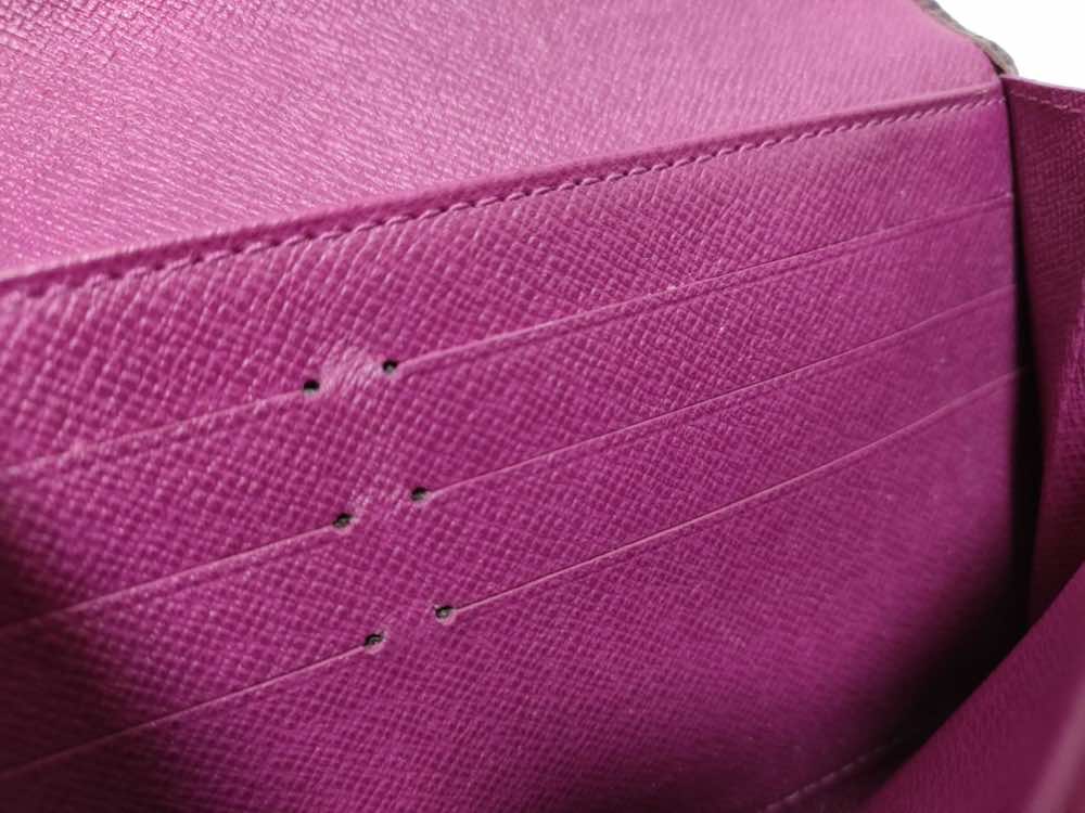 Louis Vuitton Portefeuille Sarah - Detail 2