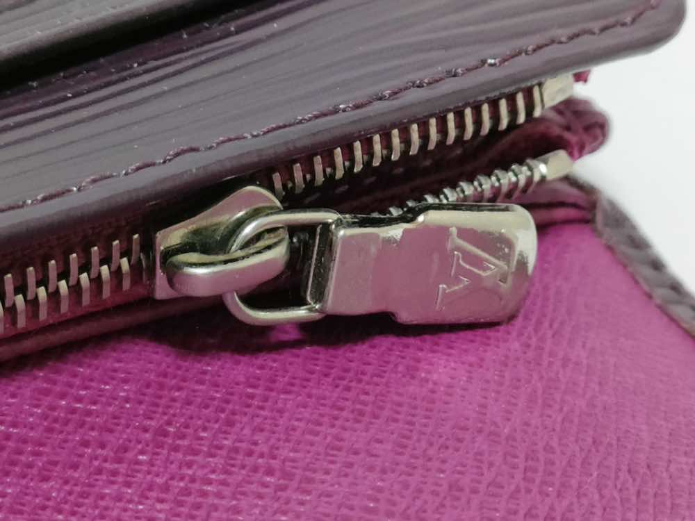 Louis Vuitton Portefeuille Sarah - Image 11