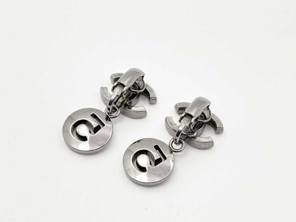 Chanel Coco Mark - Back view