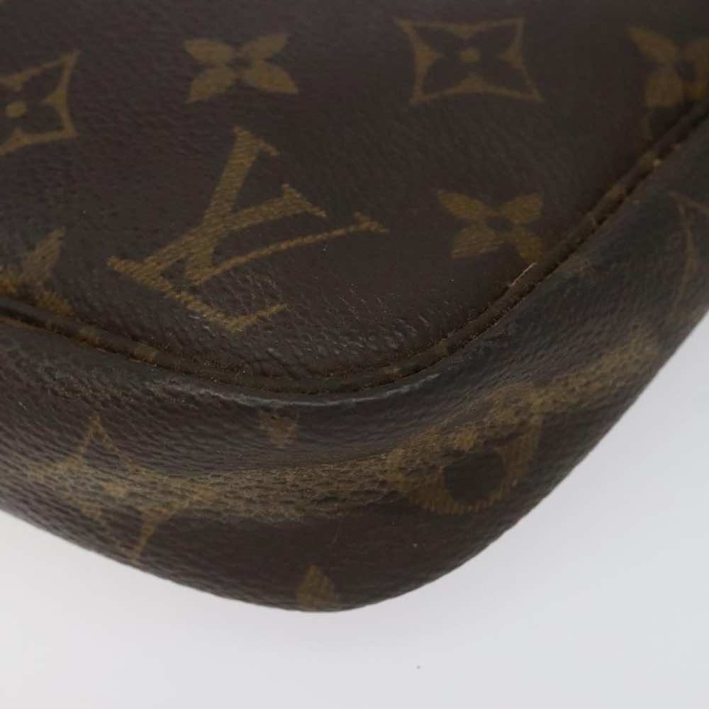 Louis Vuitton Pochette Accessoire - Detail 2