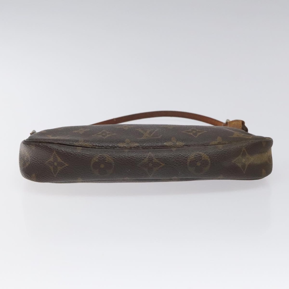 Louis Vuitton Pochette Accessoire - Image 20