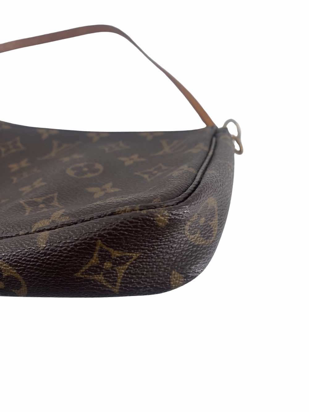 Louis Vuitton Pochette Accessoire - Image 6