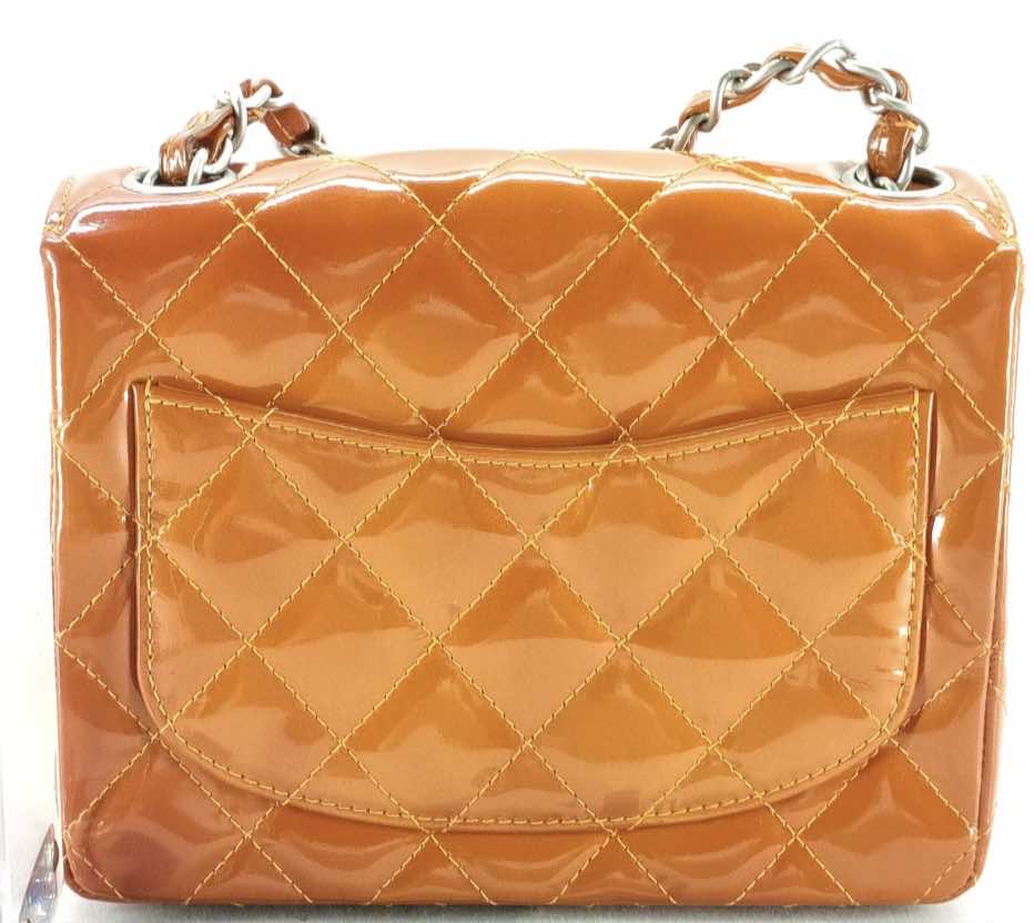 Chanel MINI FLAP BAG - Back view